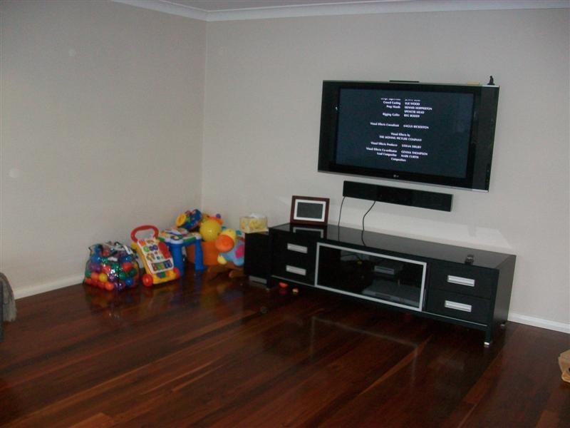 16 Dena Street, Narara NSW 2250