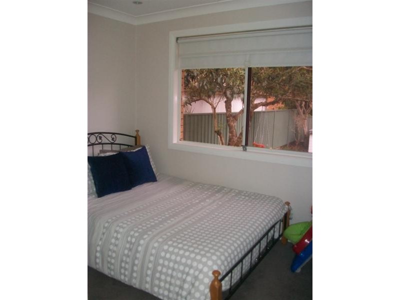 16 Dena Street, Narara NSW 2250