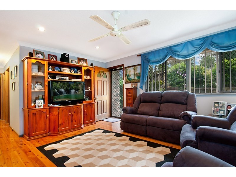 54 Bourbon Street, Wyoming NSW 2250