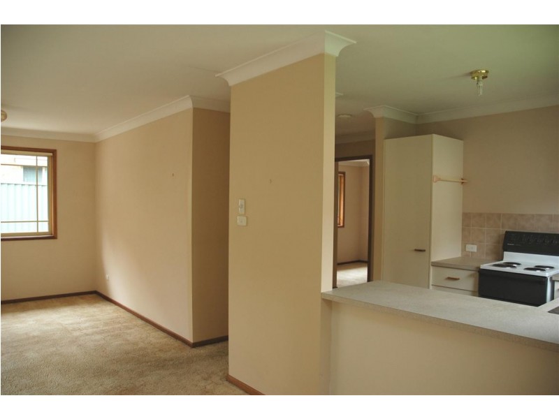 2/43 Webb Street, East Gosford NSW 2250