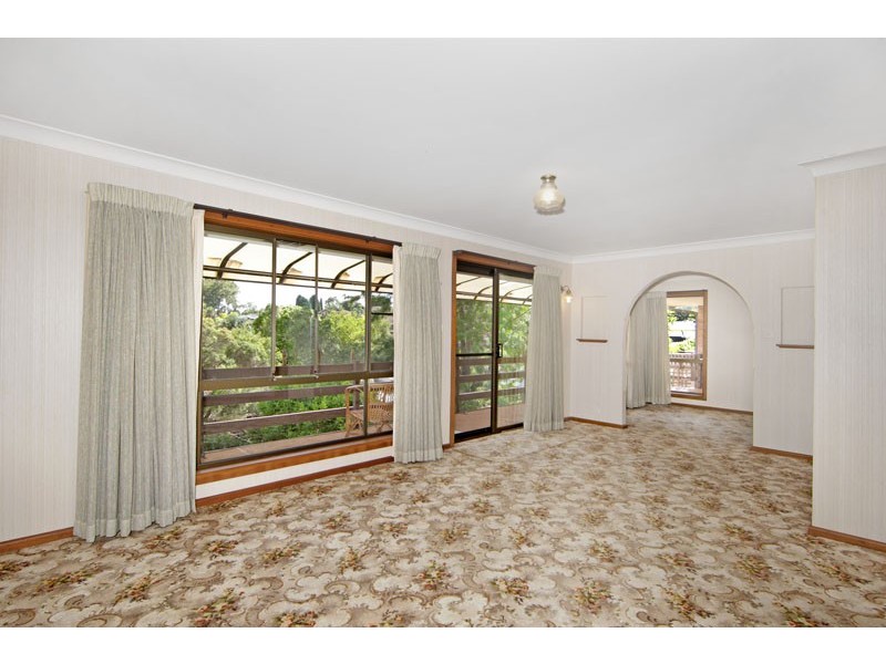 7 Henzel Road, Green Point NSW 2251