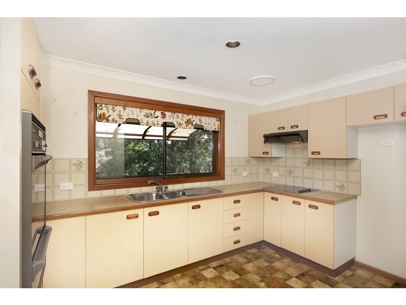 7 Henzel Road, Green Point NSW 2251