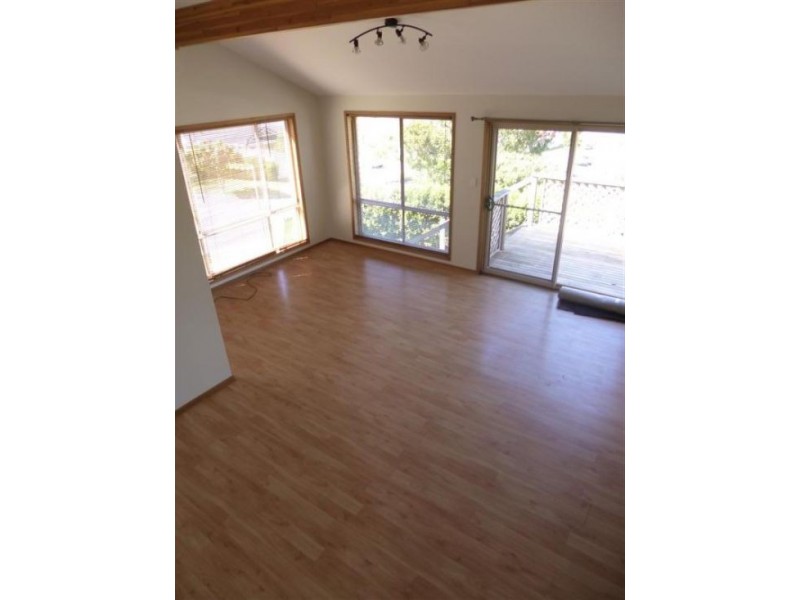 2 Robusta Close, Erina NSW 2250