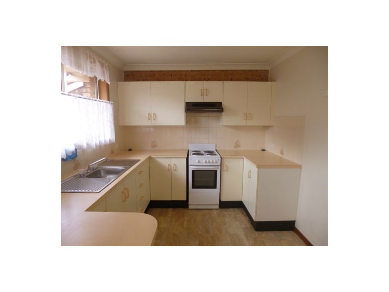 2/17 Althorp Street, East Gosford NSW 2250