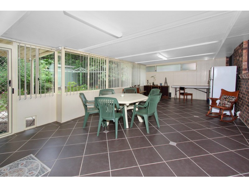 6 Callemondah Avenue, North Gosford NSW 2250