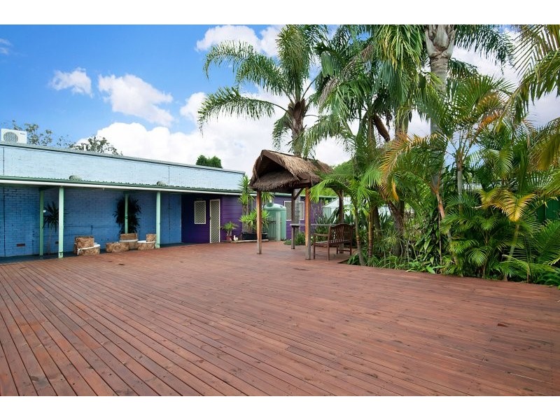 14 Laycock Street, Wyoming NSW 2250