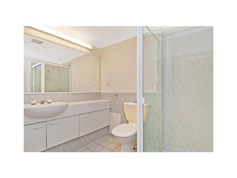 55/91-95 John Whiteway Drive, Gosford NSW 2250