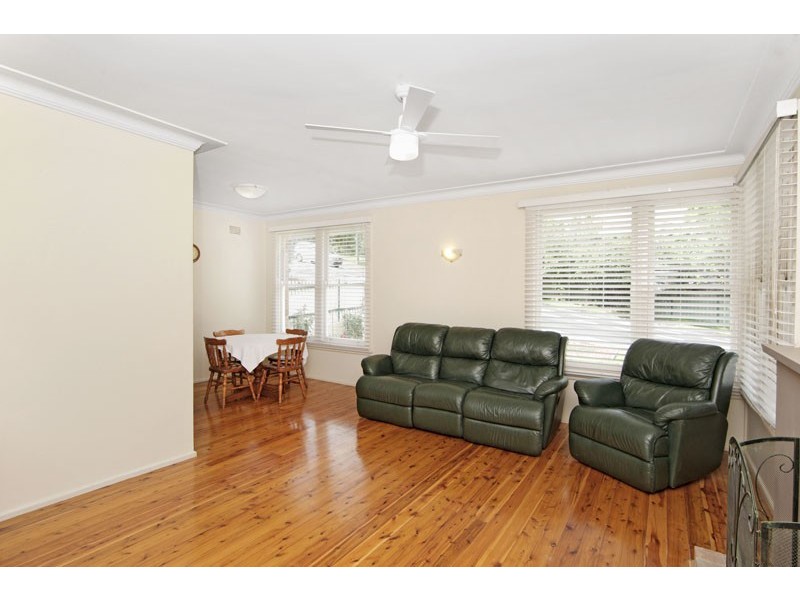 35 Henry Parry Drive, East Gosford NSW 2250