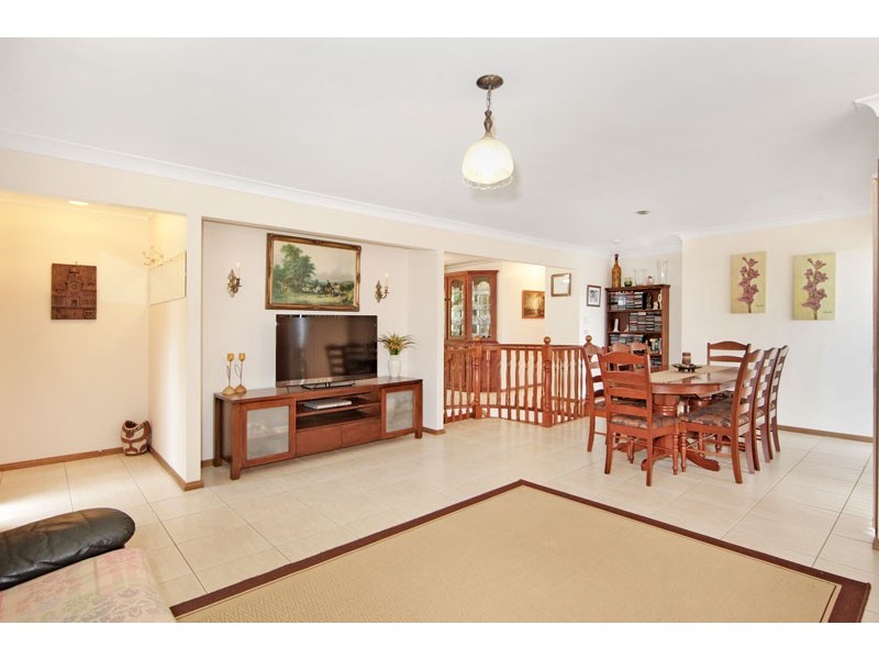 9 Page Close, Wyong NSW 2259
