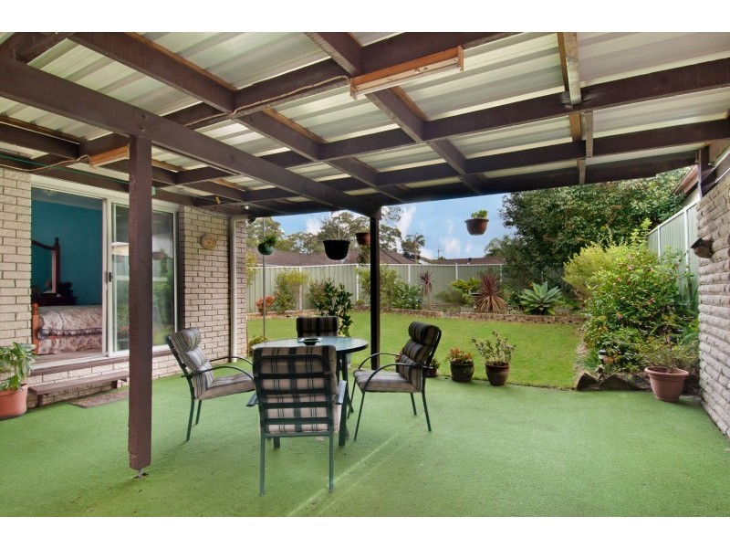 4 Giselle Avenue, Wyoming NSW 2250