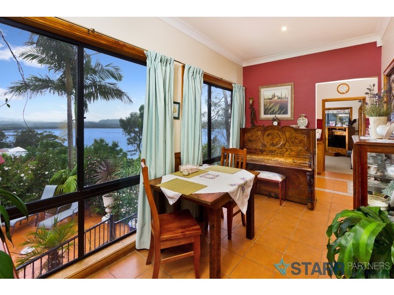 12 Wharf Street, East Gosford NSW 2250