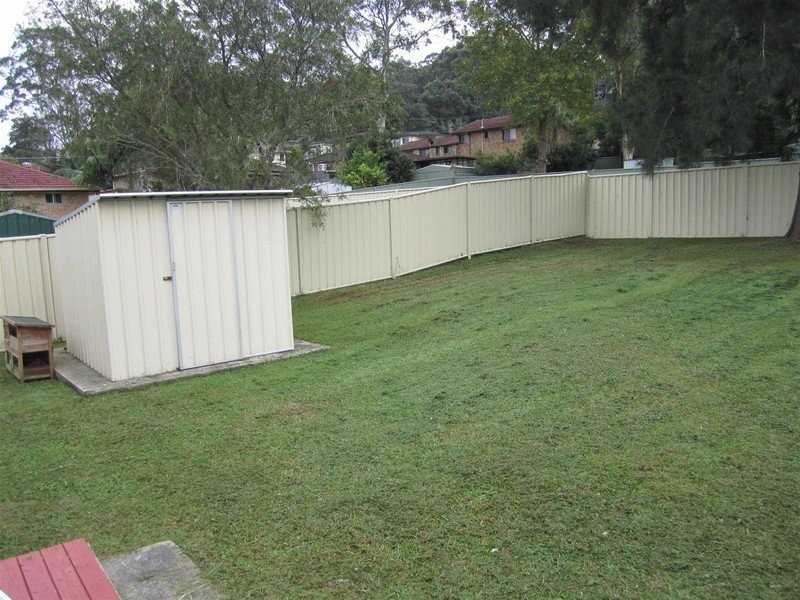 5 Rainforest Road, Wyoming NSW 2250