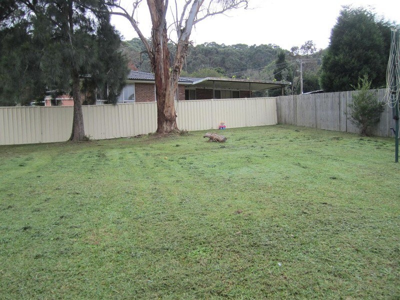 5 Rainforest Road, Wyoming NSW 2250