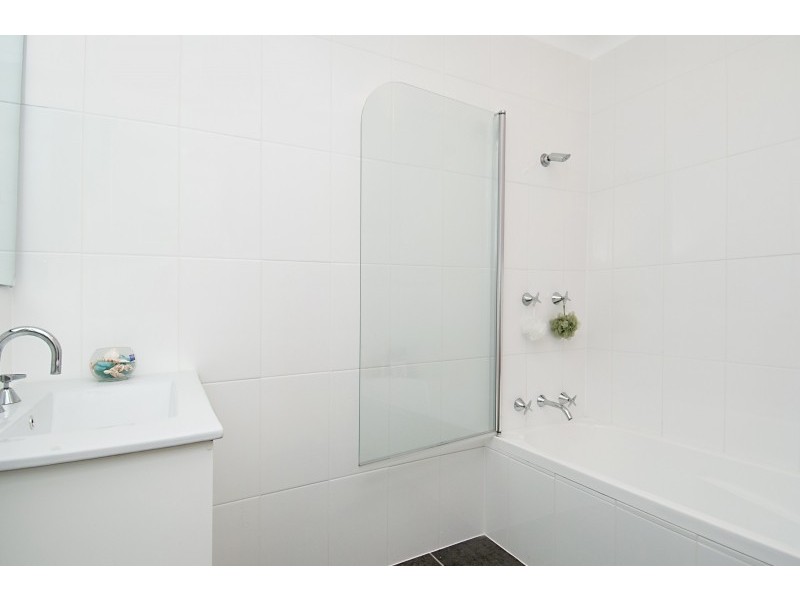 28 Akora Road, Wyoming NSW 2250