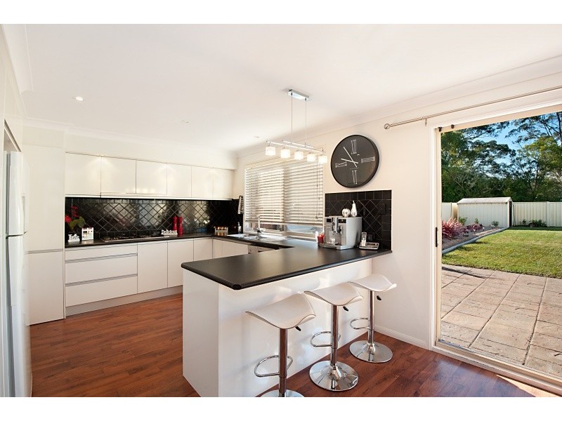 2 Indigo Place, Lisarow NSW 2250