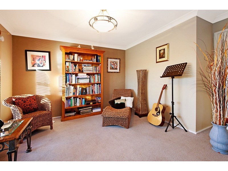 7 Conroy Crescent, Kariong NSW 2250