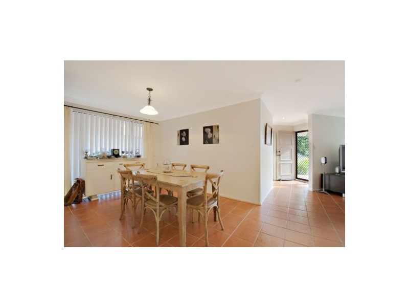 8 Corella Crescent, Narara NSW 2250