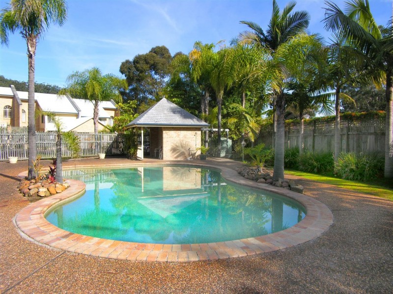 18/15 Koolang Road, Green Point NSW 2251