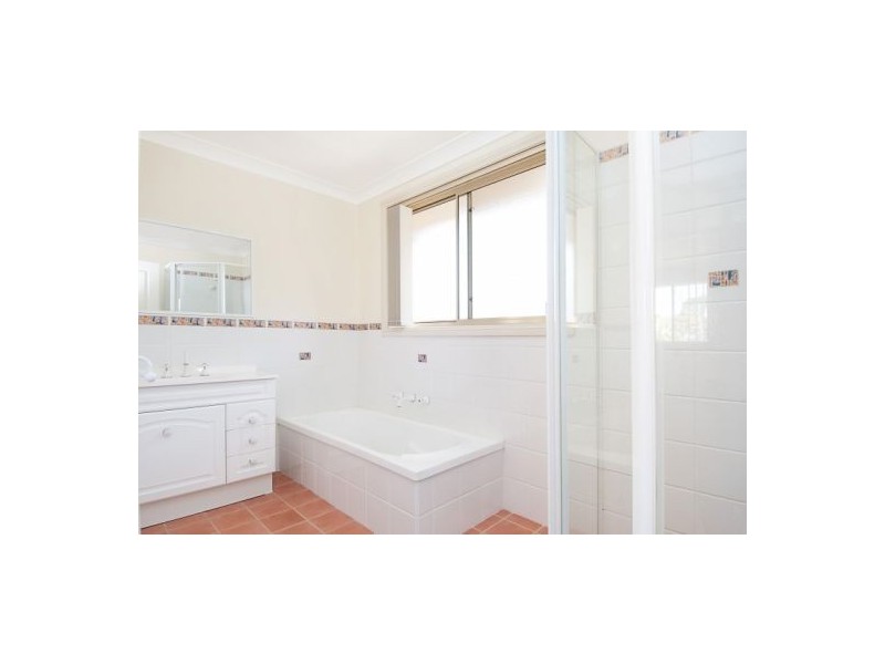 1/37 Melbourne Street, East Gosford NSW 2250