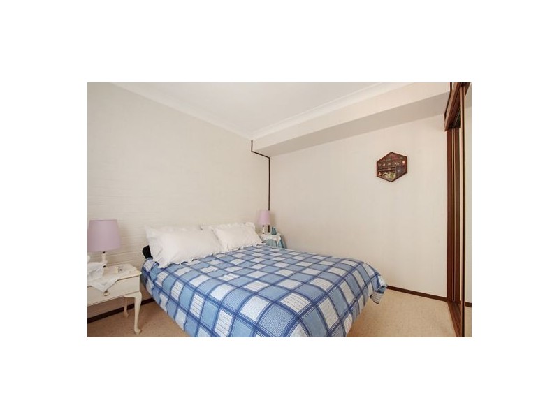 5 Calantha Drive, Wyoming NSW 2250