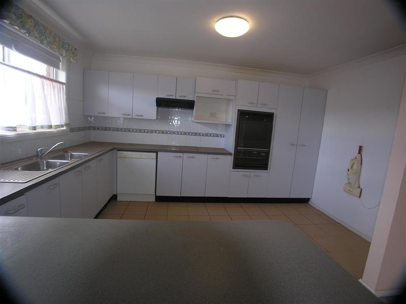 2/5 York Street, Point Frederick NSW 2250