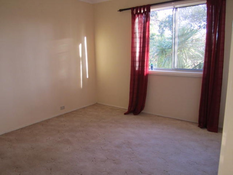 36 Joan Street, Forresters Beach NSW 2260