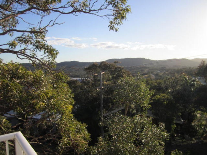 36 Joan Street, Forresters Beach NSW 2260