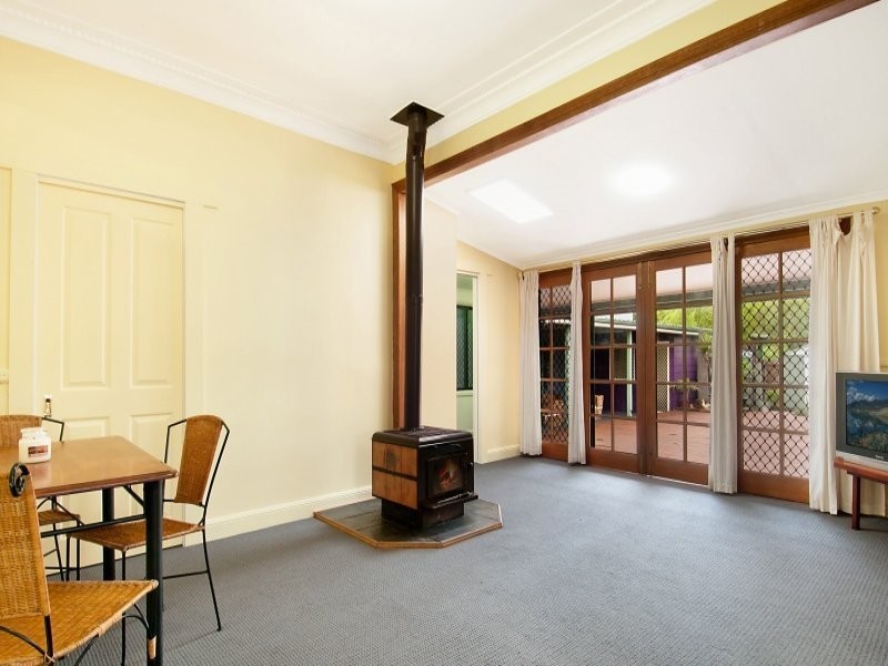 14 Laycock Street, Wyoming NSW 2250