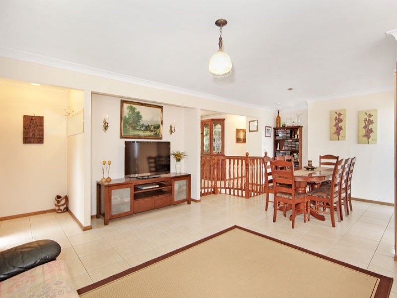 9 Page Close, Wyong NSW 2259