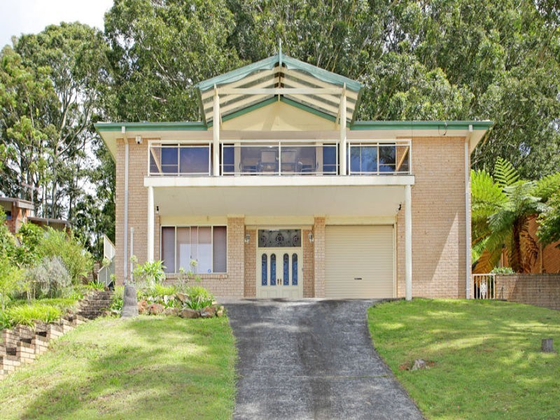 9 Page Close, Wyong NSW 2259