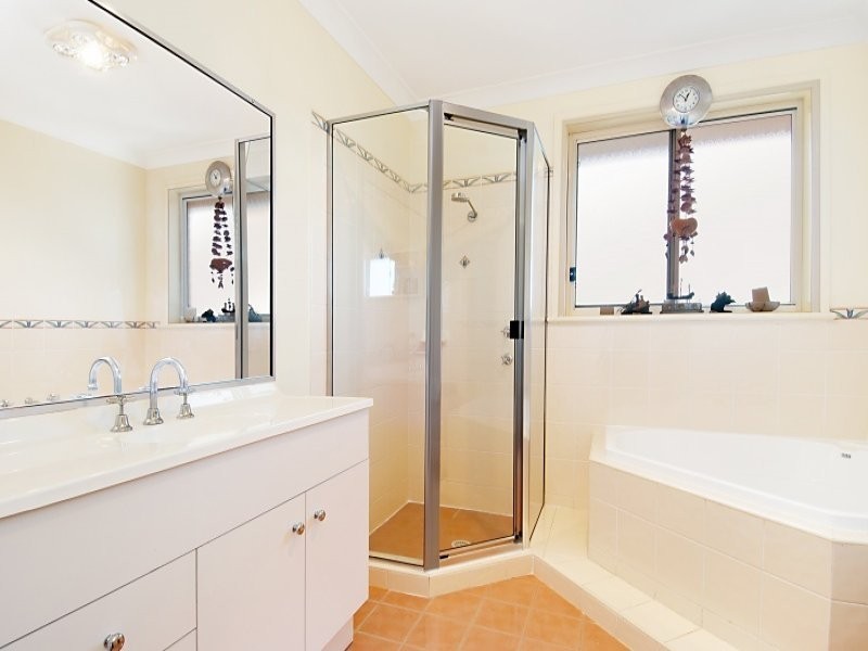 10 Langdene Close, Lisarow NSW 2250