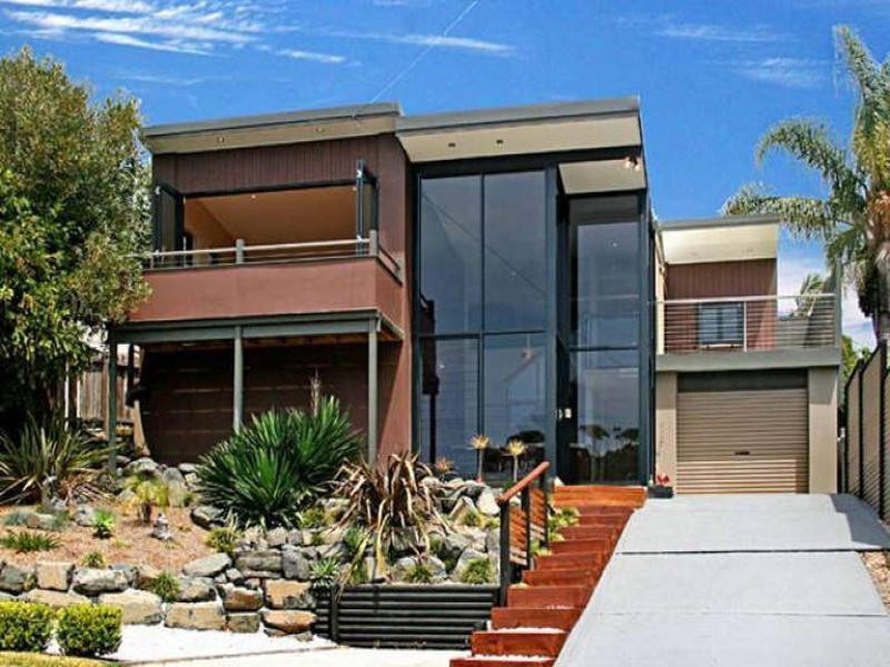 25 Shakespeare Avenue, Bateau Bay NSW 2261