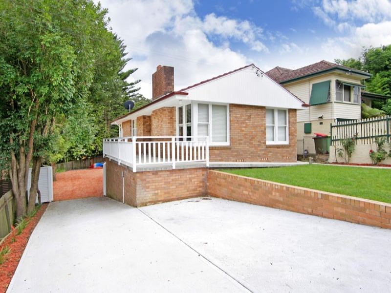 35 Henry Parry Drive, East Gosford NSW 2250