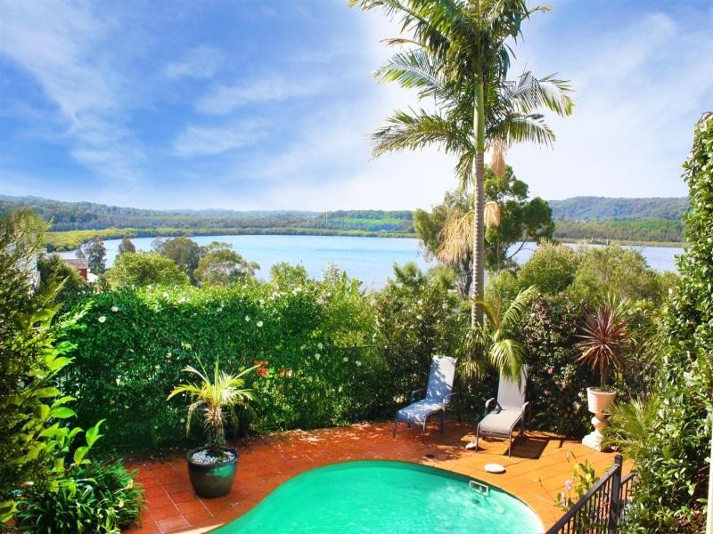 12 Wharf Street, East Gosford NSW 2250