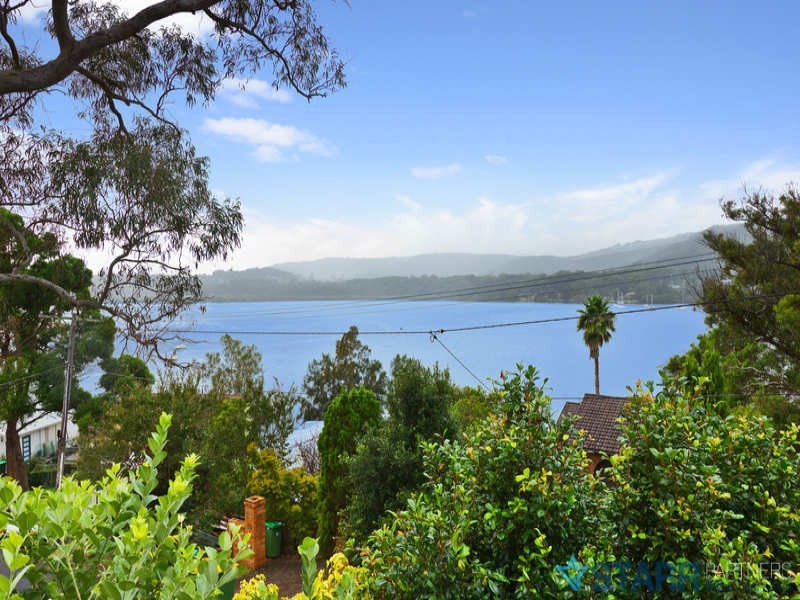 12 Wharf Street, East Gosford NSW 2250