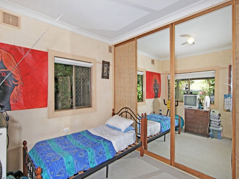 4 Range Road, North Gosford NSW 2250