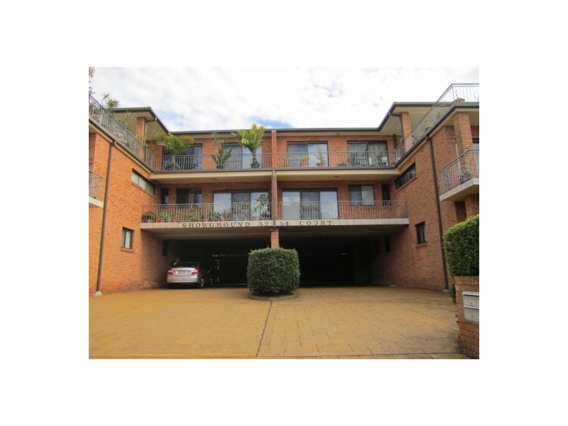 1/52 Showground Road, Gosford NSW 2250