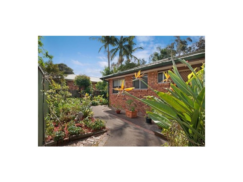 31 Collard Road, Point Clare NSW 2250