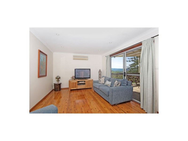 2 Margaret Rose Drive, East Gosford NSW 2250