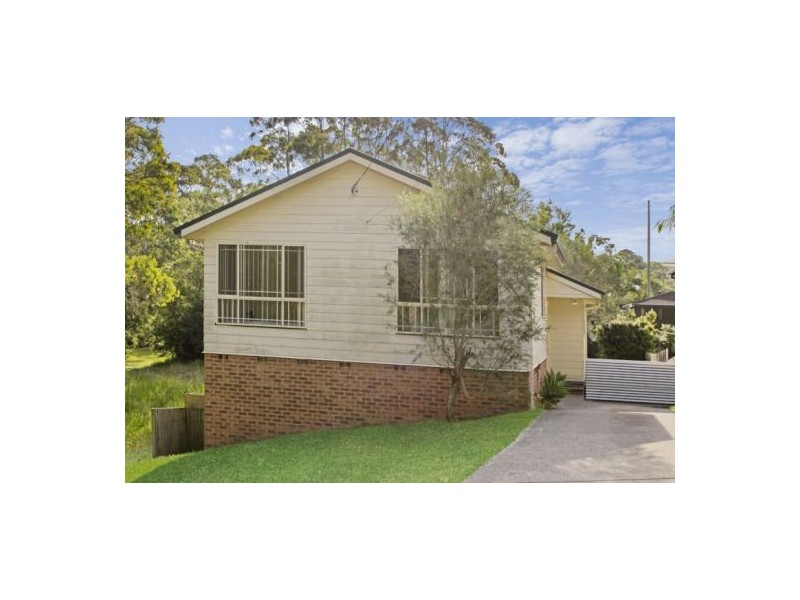 33 River Street, Springfield NSW 2250