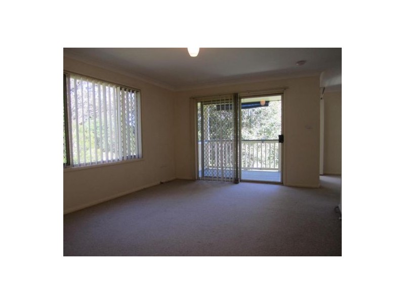 33 River Street, Erina NSW 2250