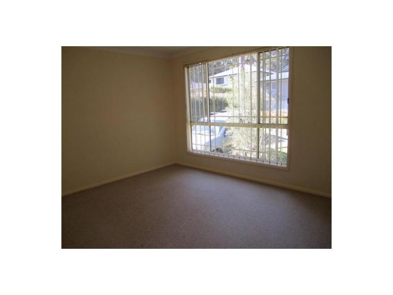 33 River Street, Erina NSW 2250