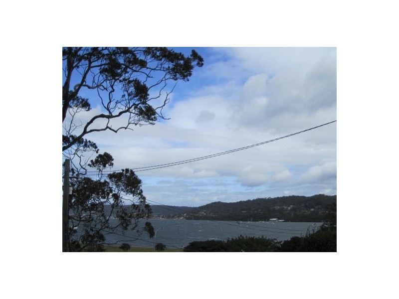 7/4 Broadview Avenue, Gosford NSW 2250