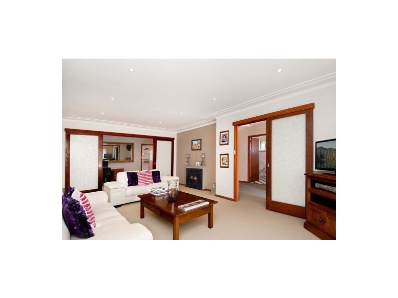 15 Russell Drysdale Street, East Gosford NSW 2250