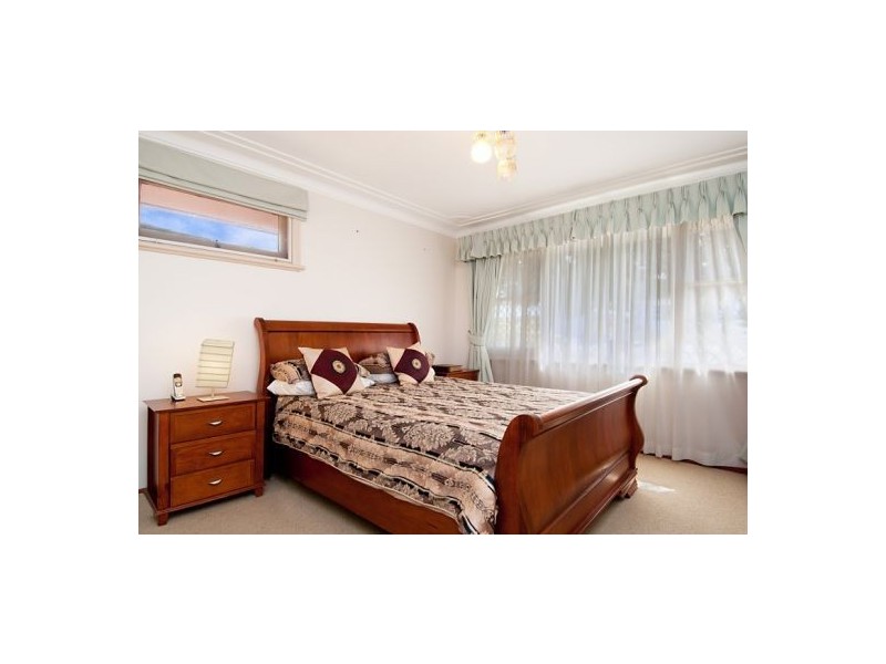 15 Russell Drysdale Street, East Gosford NSW 2250