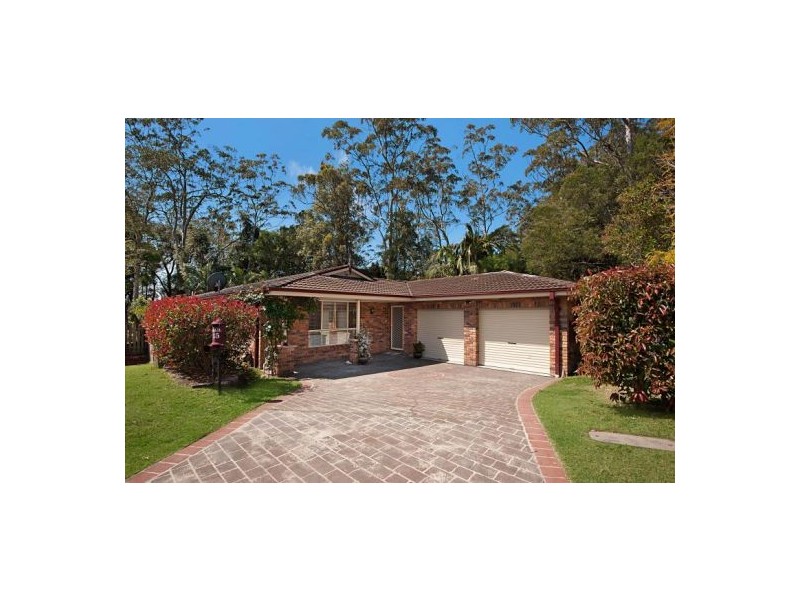 15 Courtney Place, Lisarow NSW 2250