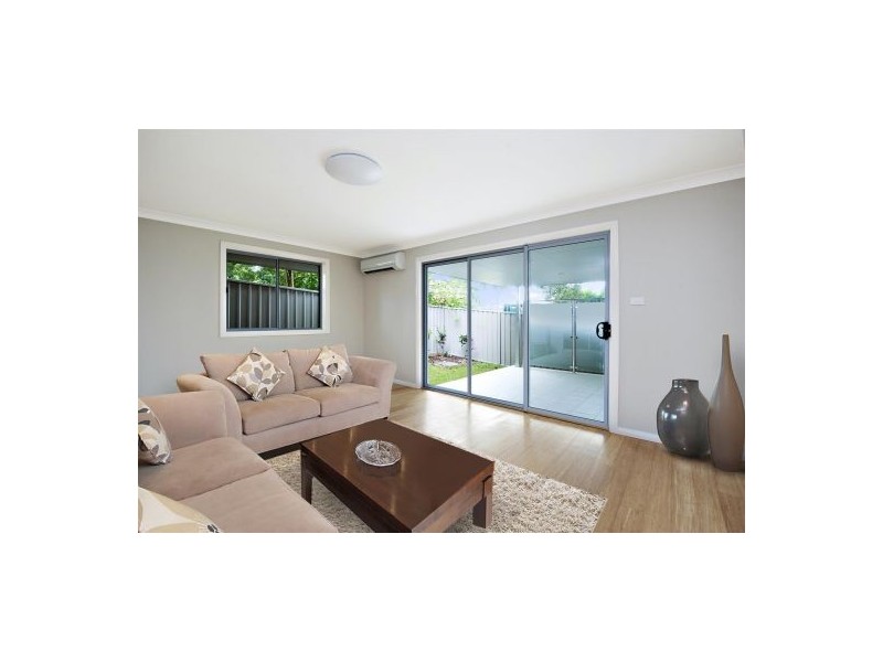 3/15 White Street, East Gosford NSW 2250