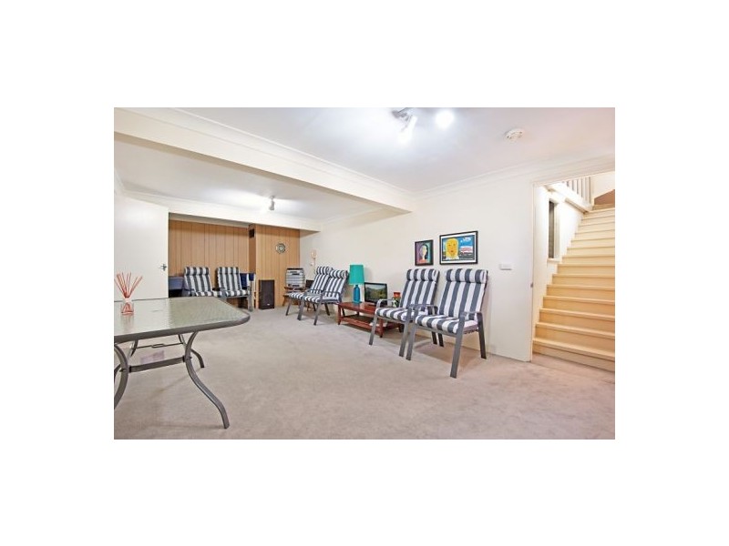 1 Rowena Road, Narara NSW 2250