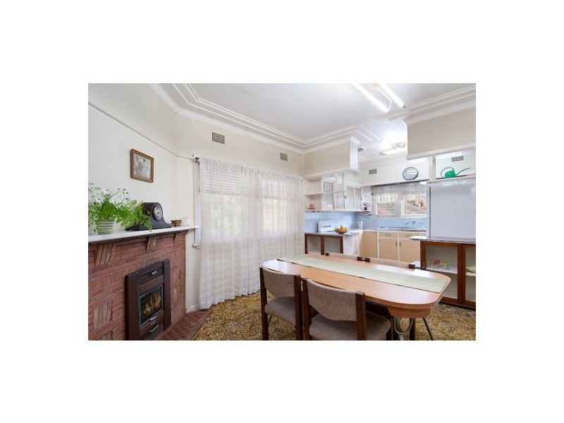 28 Wells Street, East Gosford NSW 2250