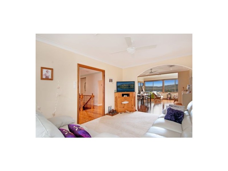 25 Lushington Street, East Gosford NSW 2250